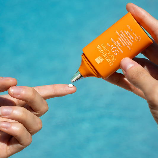Luxurious SunCare SUN PROTECTION DROPS SPF 50+